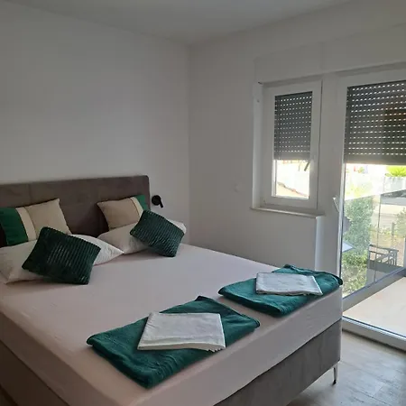 M&M Luxury Apartments Apartman *