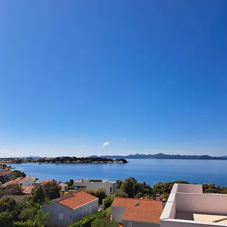 M&M Luxury Apartments * Petrcane