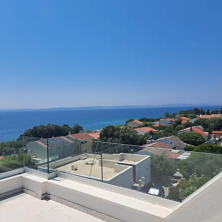 M&M Luxury Apartments *