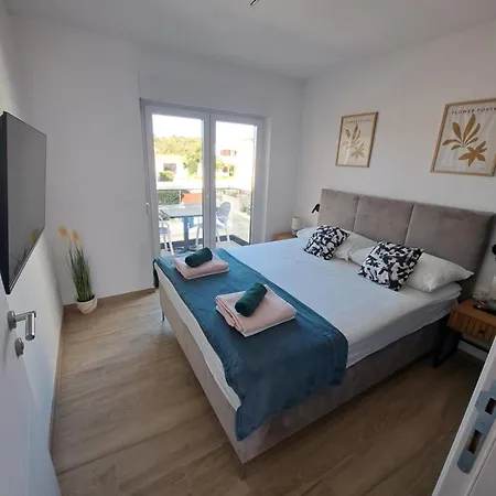 M&M Luxury Apartments Apartman *