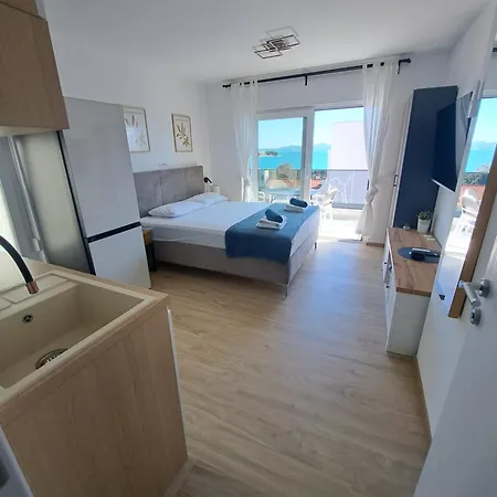 M&M Luxury Apartments Apartman