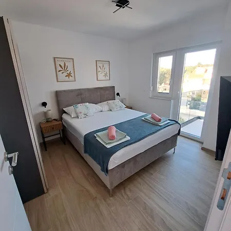 Apartment M&M Luxury Apartments Petrcane