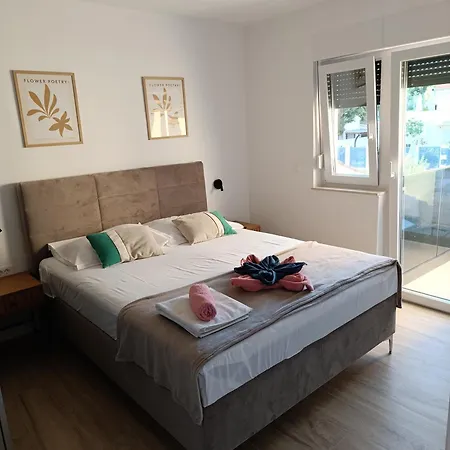 M&M Luxury Apartments