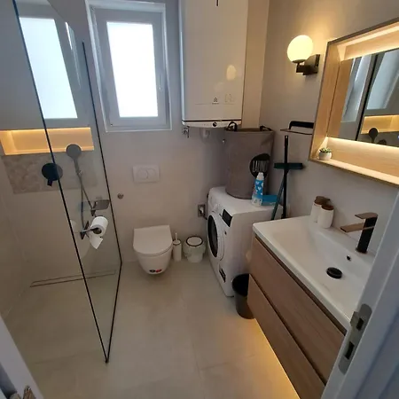 M&M Luxury Apartments * Petrcane